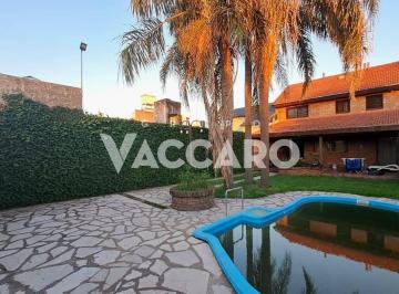 VCO-VCO-1426_2 · Venta de Casa 4 Ambientes Castelar Norte