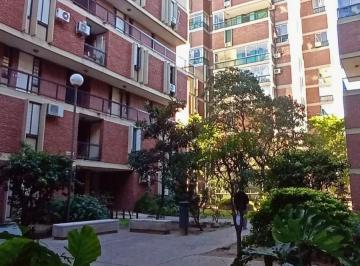 Departamento · 60m² · 2 Dormitorios · Departamento en Venta - Av Castro Barros 2 Dorm.