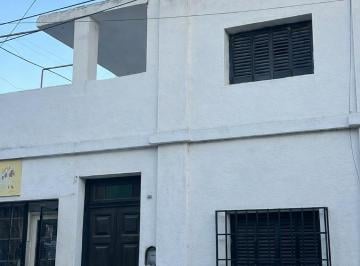 Casa · 80m² · 3 Ambientes · Se Alquila Casa en Barrio San Martin, Sin Expensas!