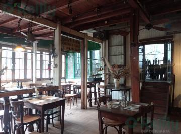 Local comercial · 242m² · 4 Ambientes · Local en Venta Bajo San Isidro - Calle Primera Junta