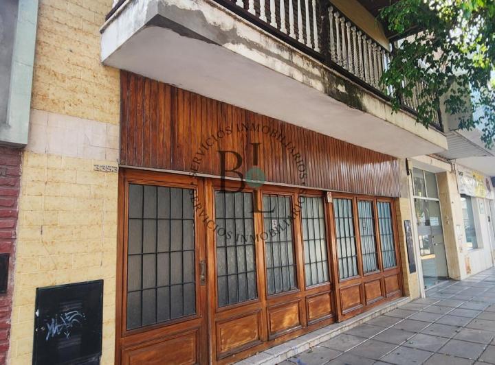 Casa · 197m² · 4 Dormitorios · 2 Cocheras