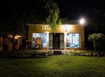 Casa · 72m² · 3 Ambientes · Casa en Venta Villa Serrana - Marco de Los Reyes