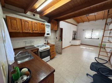 Casa · 145m² · 8 Ambientes · Venta Oficina en Belgrano en Construcción