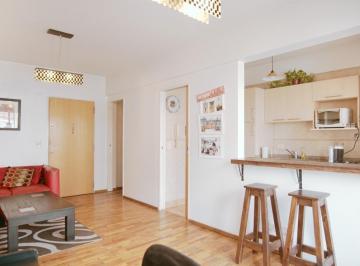 Departamento · 45m² · 2 Ambientes · Departamento 2 Amb Al Frente con Balcon!
