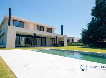 Casa · 324m² · 5 Ambientes · 2 Cocheras · Casa en Venta en Pilará en La Berlina - a Estrenar - Pilar - Urdapilleta Propiedades