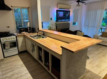 Casa · 110m² · 4 Ambientes · 2 Cocheras · Casa en Alquiler en Barrio El Jacaranda Tigre