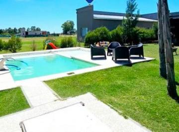 Casa de 1 ambiente, La Plata · Prados de La Vega - 3 Dorm C/pileta