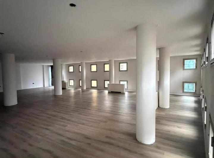 Oficina comercial · 130m²