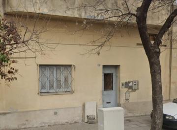Casa de 5 ambientes, Parque Patricios · Casa con Local Oportunidad!