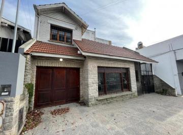 Casa de 6 ambientes, Mar del Plata · Casa de 6 Ambientes en Alquiler en Chauvín