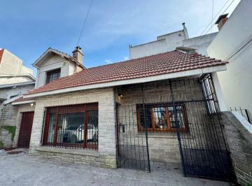 Casa de 6 ambientes, Mar del Plata · Casa de 6 Ambientes en Alquiler en Chauvín - Apta Vivienda o Uso Profesional