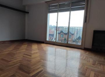 Departamento · 50m² · 2 Ambientes · Amplio 2 Ambientes en Alquiler