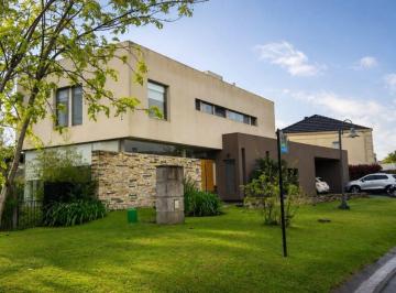 Casa de 6 ambientes, Berazategui · Casa en Alquiler - Fincas de Iraola 2