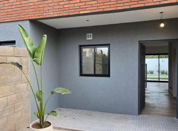 Casa de 5 ambientes, San Isidro · Canchera Casa a Estrenar