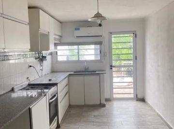 PH · 42m² · 2 Ambientes · Venta PH 2 Ambientes con Patio en Los Hornos La Plata