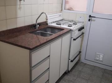 Departamento · 40m² · 2 Ambientes · Departamento 2 Ambientes Patio! Exclente Ubicacion!