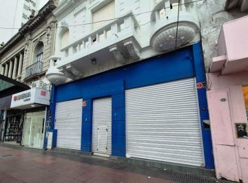 Local comercial · 715m² · Excelente Local Foco Comercial - 2 Plantas - 715 m²
