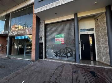 Local comercial · 38m² · Local Sobre Av Exc Ubi