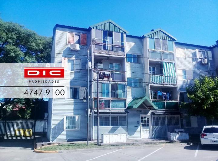 Departamento · 98m² · 6 Ambientes · 1 Cochera