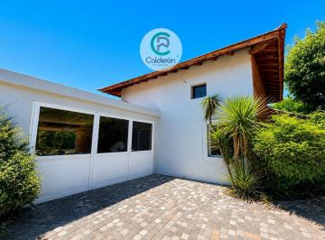 Casa · 97m² · 3 Ambientes · 3 Cocheras · Casa en Venta Country Club Banco Provincia