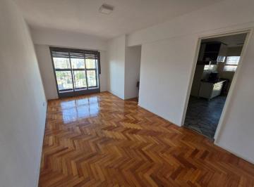 Departamento de 3 ambientes, Flores · Fray Cayetano Rodriguez 800 - Departamento 3 Ambientes Al Frente Balcon 70 m² Gran Cocina