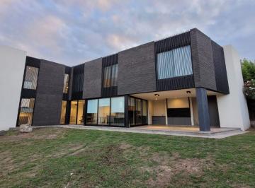 Casa de 4 ambientes, La Calera · Alquiler | Exclusiva Casa 3 Dormi | La Estanzuela | La Calera