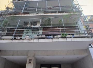 Departamento · 96m² · 4 Ambientes · 1 Cochera · Peña y Ayacucho - Lindo Semipiso con Cochera - Vista Abierta