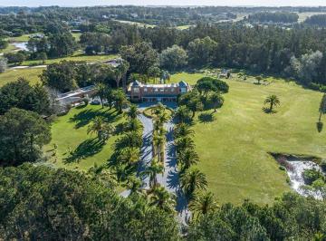 Campo · Chacra en Venta de 5 Ha en El Chorro con Casa de 1000 m²