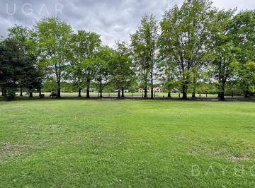 Terreno · 2117m² · Venta - Gran Lote con Vista a La Cancha de Polo - Centauros
