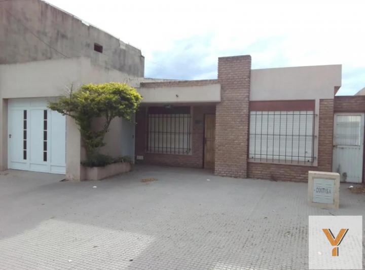 Casa · 116m² · 3 Ambientes · 1 Cochera