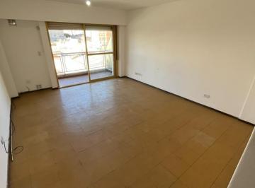 Departamento · 60m² · 4 Ambientes · Departamento Entre Rios Al 300