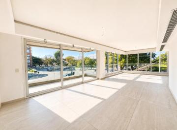 Departamento · 195m² · 4 Ambientes · 1 Cochera · Piso de 4 Ambientes con Dependencia en Edificio Full Amenities - Vigilancia 24 Hs - Alcorta y Tagle