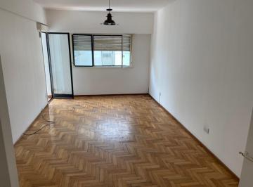 Departamento · 49m² · 3 Ambientes · 3 Amb en Alquiler Villa Urquiza Exc Ubicacion