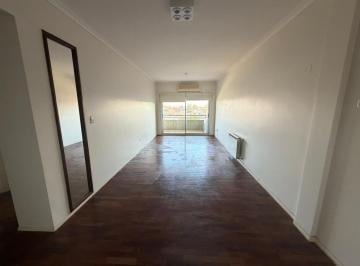Departamento · 57m² · 2 Ambientes · 1 Cochera · Departamento en Alquiler