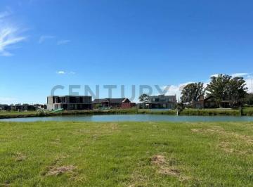 Terreno · 730m² · Venta Lote en Barrio Cerrado El Ensueño