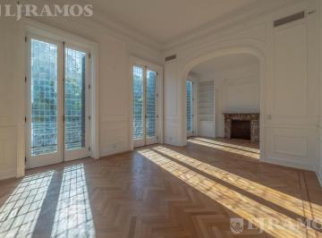 Departamento · 174m² · 5 Ambientes · Plaza Vicente Lopez - Frances a Nuevo. Arenales y Parana.