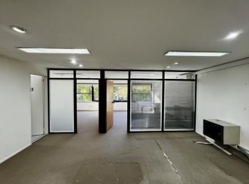 Oficina comercial · 150m² · 5 Ambientes · 1 Cochera · Oficina en Venta y Alquiler