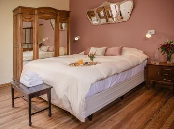 Casa · 190m² · 7 Ambientes · Casa (Petit Hotel con Cafetería) en Alquiler en Chacarita