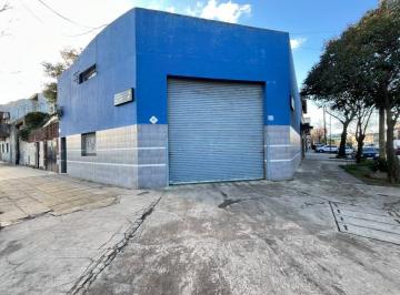 QBM-QB1-1679_2 · Galpón en Alquiler en Flores | 299 m² Cubiertos, Techo Parabólico y Ubicación Estratégica