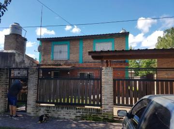 Casa de 3 ambientes, Merlo · Casa de 3 Ambientes con Cochera y Jardin
