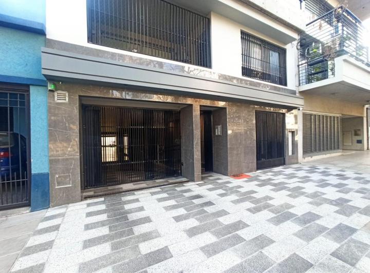 Alquiler Depto 1 Amb C/ Cochera Urquiza Aestrenar