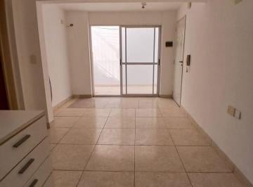 WER-WER-1874_2 · PH 2 Ambientes con Patio Bajas Expensas