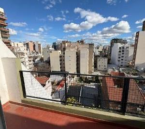 Departamento · 43m² · 2 Ambientes · 1 Cochera · Dpto con Cochera Piso Alto