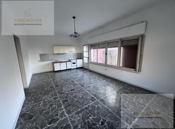 PH · 59m² · 2 Ambientes · 1 Cochera · Venta - PH de 2 Ambientes en Ciudadela - Acepta Permuta