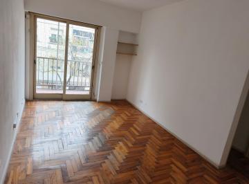 Departamento de 2 ambientes Alquiler $ 700.000 · Dos Ambientes con Balcón y Cocina Independiente, Muy Luminoso