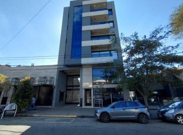 Departamento · 100m² · 3 Ambientes · 1 Cochera · Departamento Al Frente con Balcon Saliente, cochera, Amueblado y Amenities