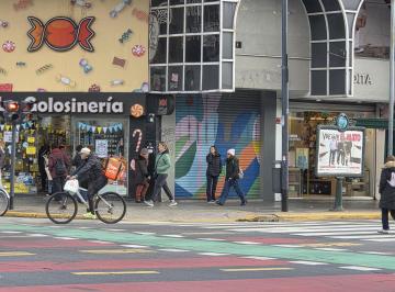 Local comercial · 110m² · Local Cabildo Entre Juramento y Echeverria en Alquiler