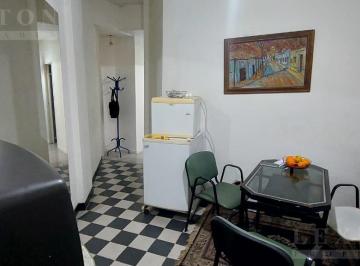 Departamento · 43m² · 4 Ambientes · Depto Pb en Pasaje Santos Discépolo 3 Dorm. Zona Histórica