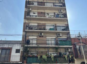 Departamento · 41m² · 2 Ambientes · Apto Crédito, 2 Amb Luminoso, Cocina Separada, Baño con Bañera. Ascensor y Terraza.