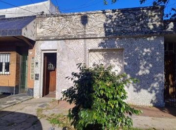 PH · 40m² · 2 Ambientes · Alquiler PH Interno 2 Ambientes Muy Amplio. Moron Sur